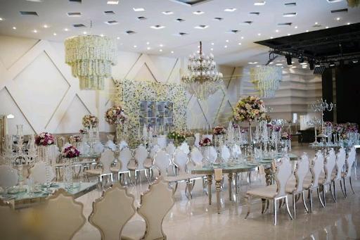 باغ تالار تاج