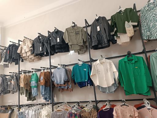 عکس پوشاک علی‌آبادی