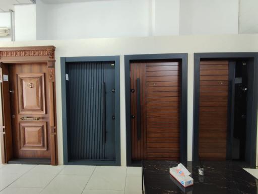 عکس فروشگاه درب ضد سرقت آرمانی درب