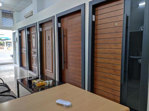 عکس فروشگاه درب ضد سرقت آرمانی درب