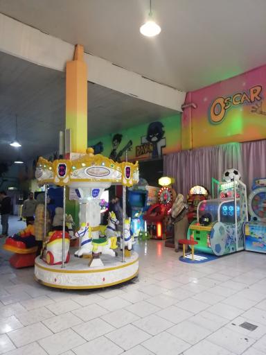 عکس شهربازی شهر عجایب تبریز