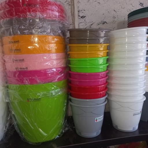 عکس پخش گلدان و ملزومات گلخانه ای اریکا