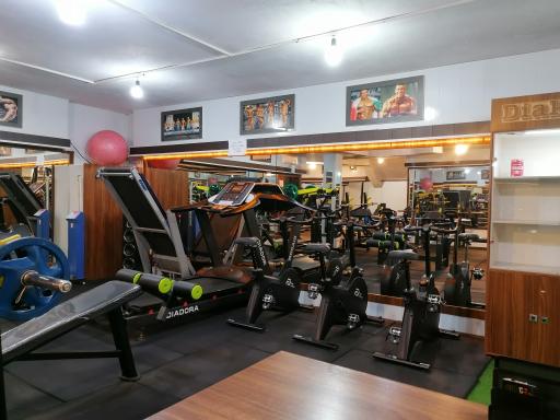 عکس باشگاه بدنسازی دیاکو