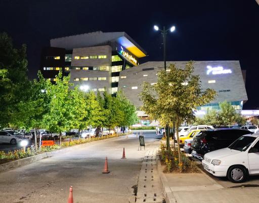 عکس بیمارستان پارس