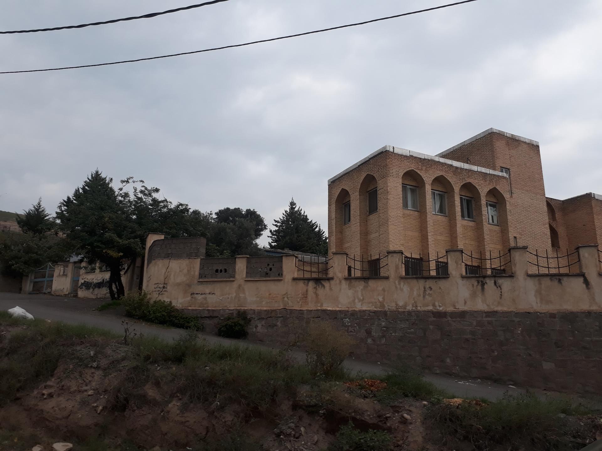 عکس دبیرستان شهید منتظری