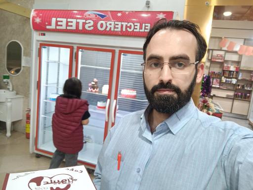 عکس کافه قنادی علیپور