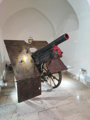 عکس موزه نظامی ذوالفقاری