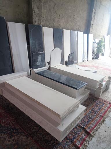 عکس سنگ مزار کاوه