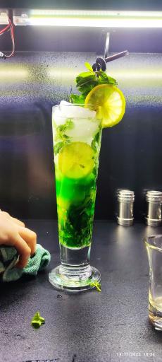 عکس سفره‌خانه سنتی الماس شهر