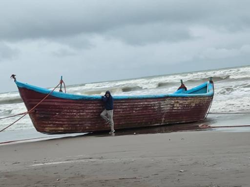 عکس ساحل موج بیشه کلا