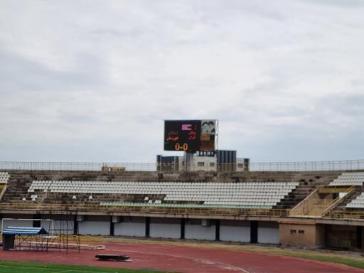 عکس ورزشگاه انقلاب کرج البرز