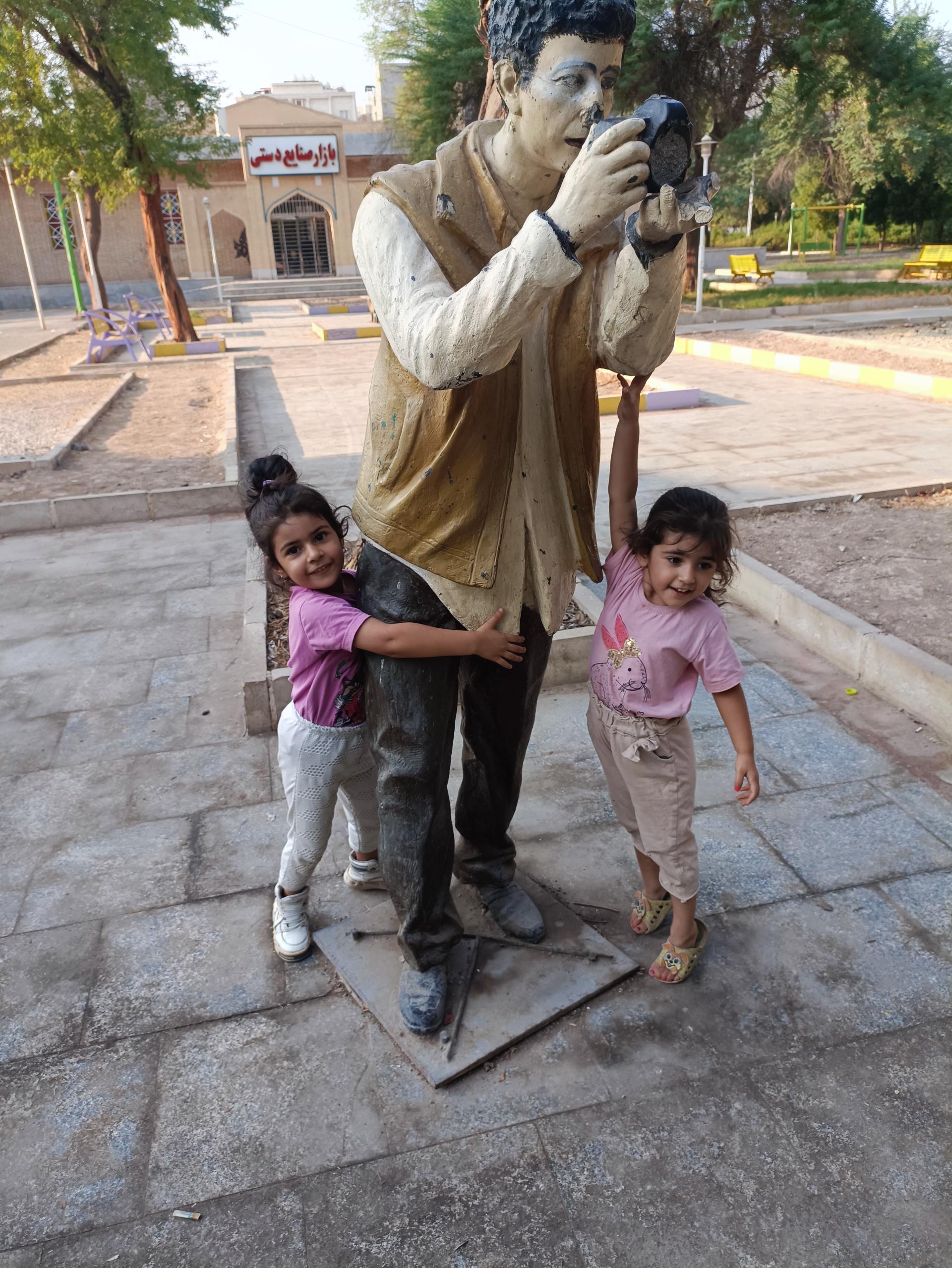 عکس بازارچه هنر