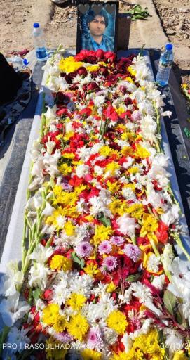 عکس مزار مرحوم مقداد هداوند