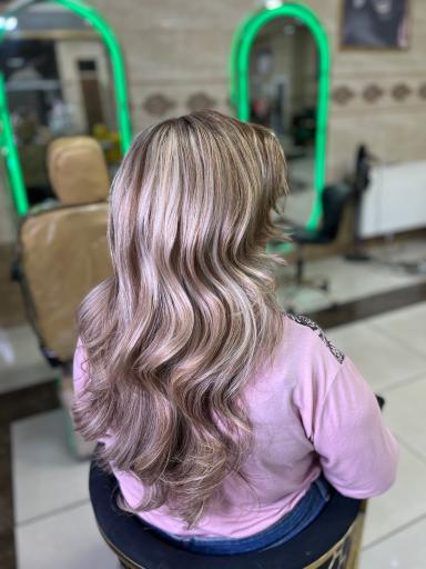عکس آکادمی زیبایی دیبا