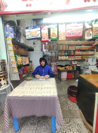 عکس کلوچه و رشته خشکار ابوالفضل