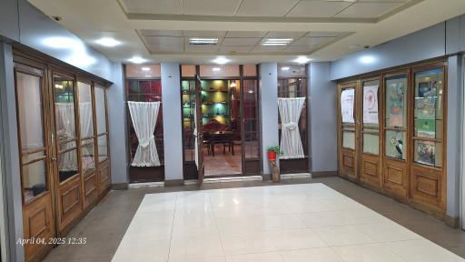 عکس فروشگاه لوازم تتو ماشی