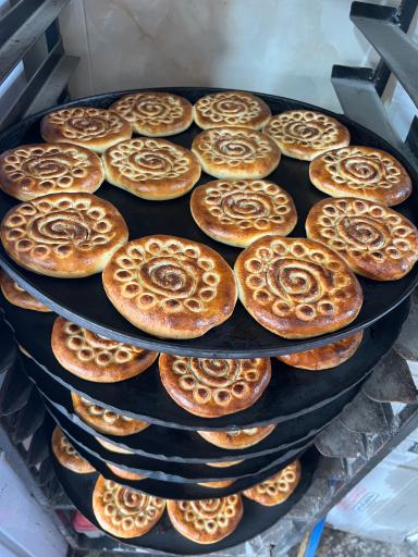 عکس کلوچه و رشته خشکار ابوالفضل