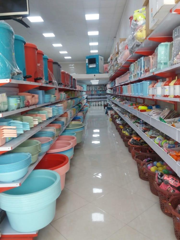 عکس ارزانسرای خانواده شعبه۳ میدان آزادی خیابان سجاد