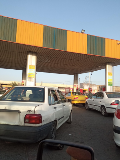 عکس پمپ بنزین ۱۷۲ آزادگان