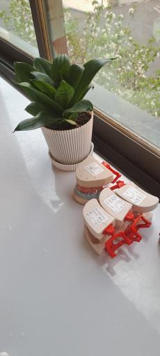 عکس لابراتوار دندانسازی کریستال