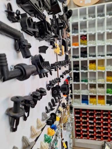 عکس مرکز تخصصی لوازم خودرو ریز یدک