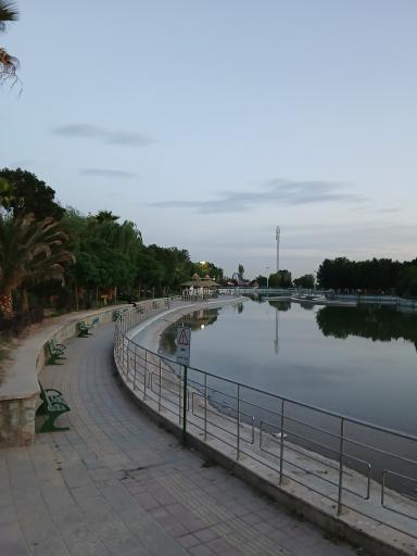 عکس دریاچه بوستان المهدی(عج)