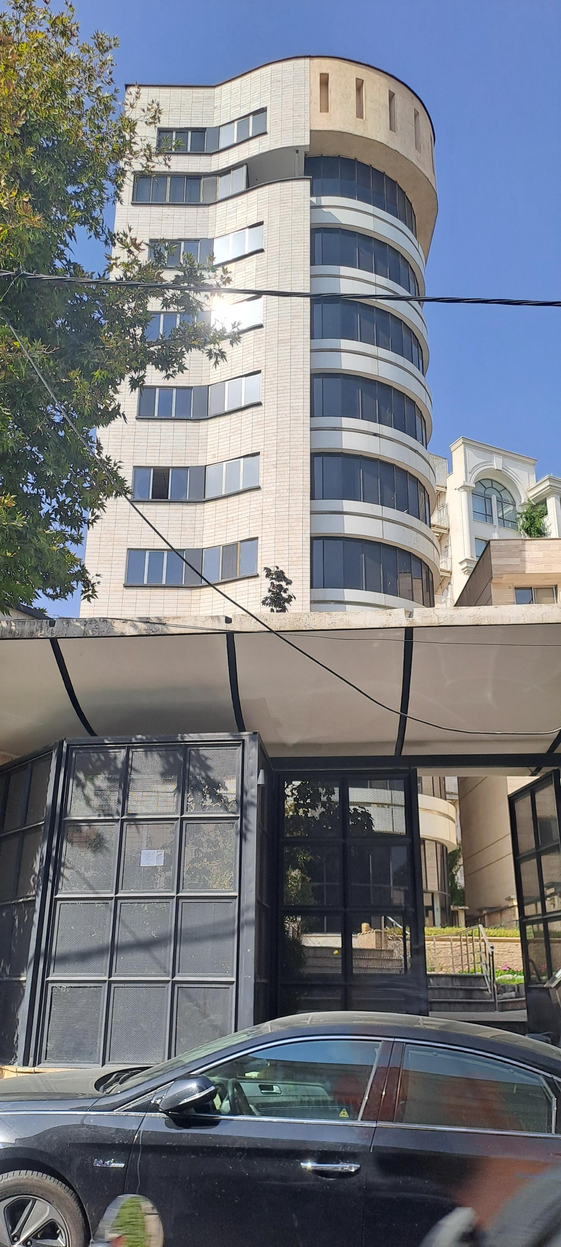 عکس ساختمان اورنگ