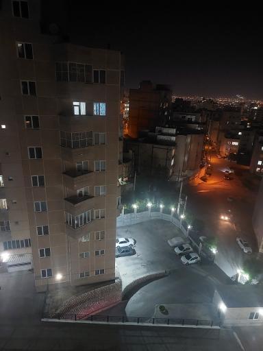 عکس مجتمع ۱۱۲ واحدی بیستون