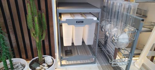 فروشگاه یراق آلات و دستگیره بهرامی