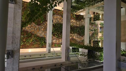 عکس هتل شیرازیس