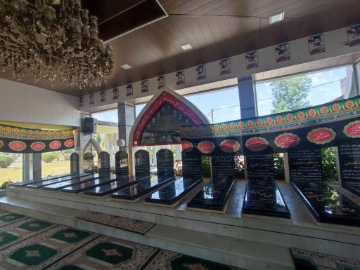 عکس گلزار شهدا ماچیان