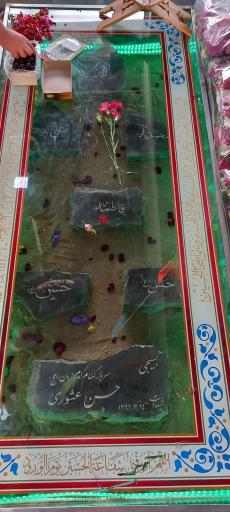 عکس گلزار شهدا ماچیان