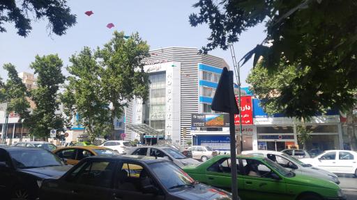 عکس داروخانه شبانه روزی