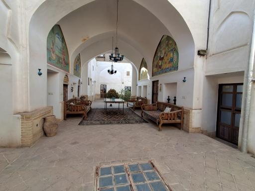 عکس هتل سنتی نگین