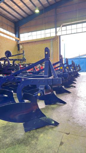 عکس اکما صنعت شخم