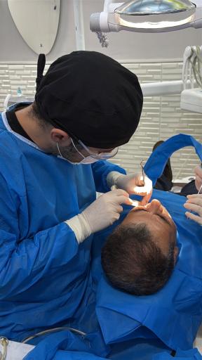 عکس مرکز ایمپلنت غرب