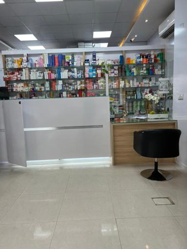 عکس داروخانه دکتر نظری