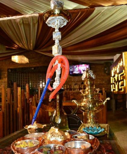 عکس باغ رستوران هرمس