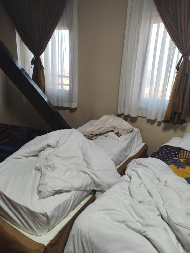 عکس هتل ایزد