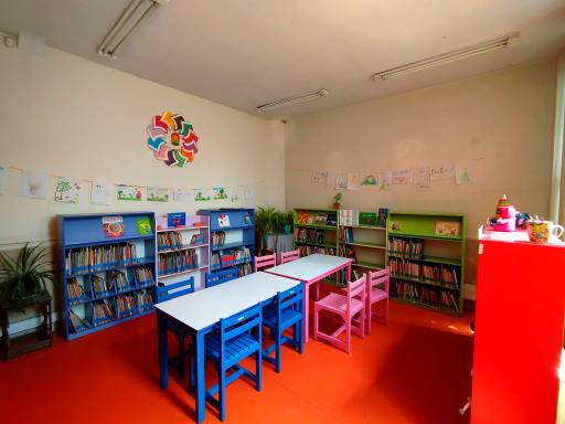 عکس کتابخانه عمومی آسیا