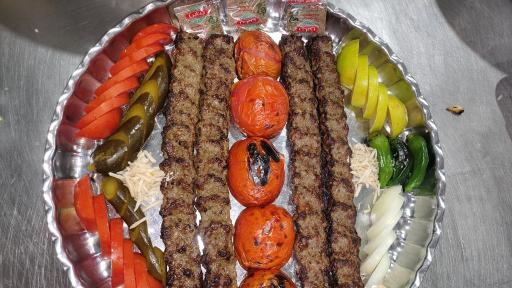 عکس آشپزخانه بزرگ ثامن