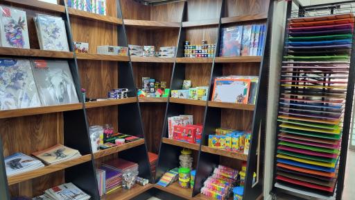 عکس فروشگاه لوازم التحریر بشری