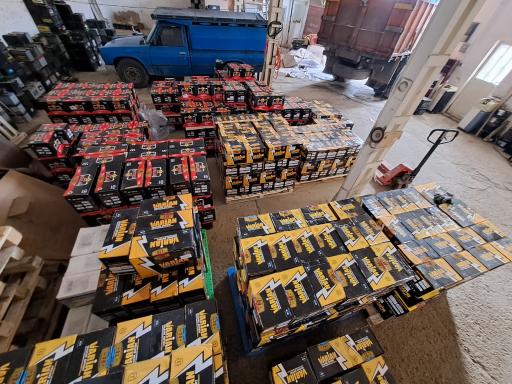 عکس باطری فروشی شهروز