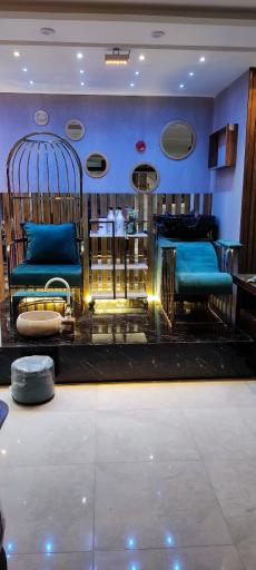 عکس سالن زیبایی جلالی