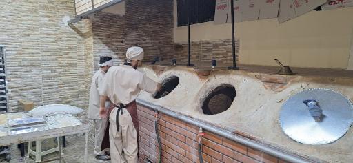 عکس نان تنوری و سنتی تنورچین