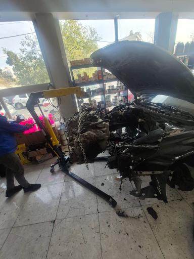 عکس اتوکلینیک احسان