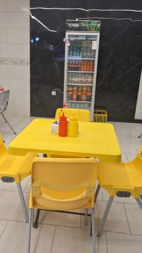 عکس ساندویچ فلافل پسر خوب 