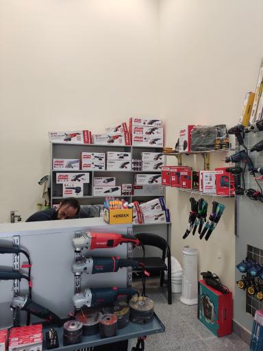 عکس فروشگاه ابزار فابریک