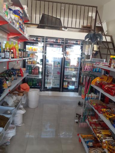 عکس سوپر مارکت حسین زاده