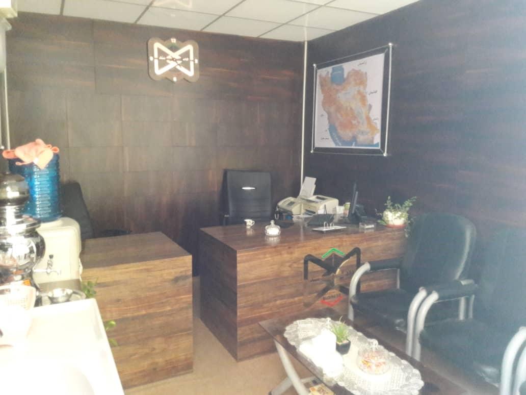 عکس تندیس مروارید واران زریبار